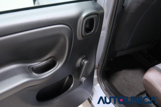 FIAT Panda CROSS 0.9 TWINAIR TURBO S&S 4x4 NEOPATENTATI