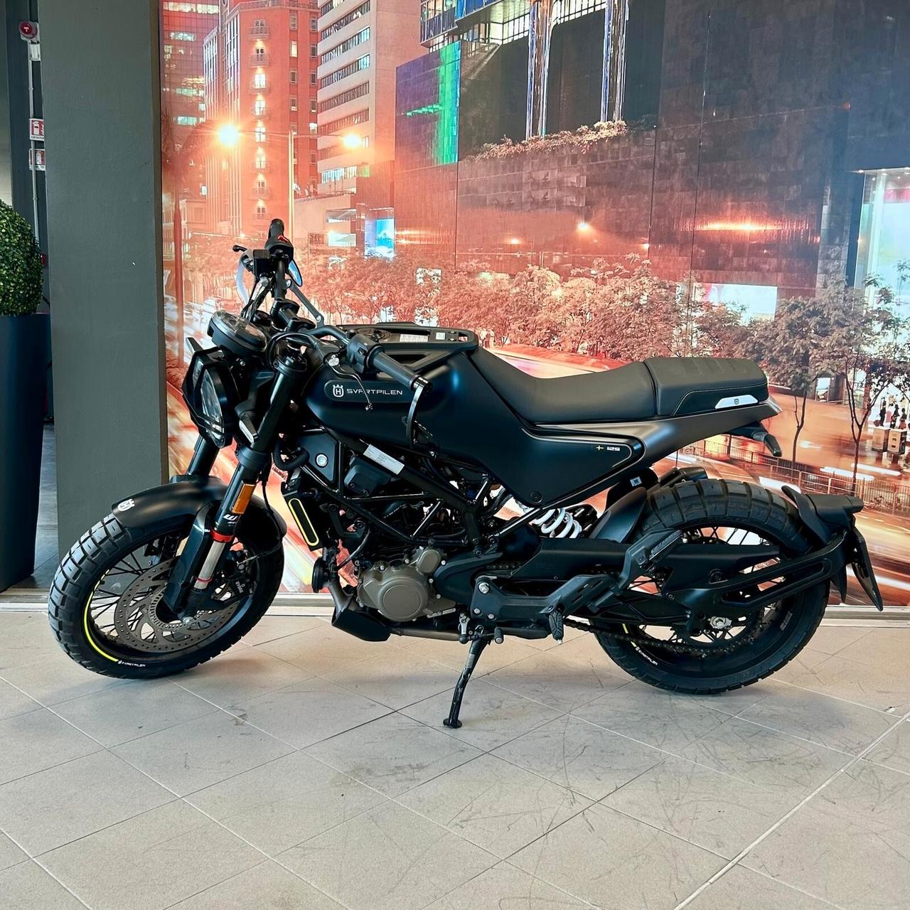Husqvarna Svartpilen 125