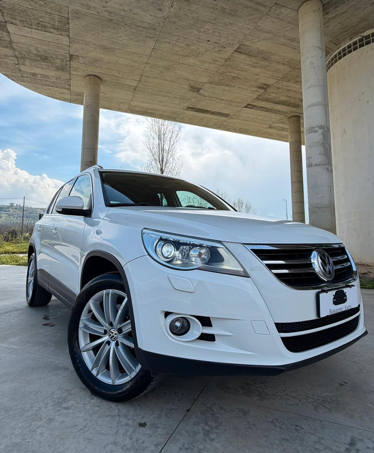 Volkswagen Tiguan 2.0 TDI DPF 4MOTION DSG Sport & Style