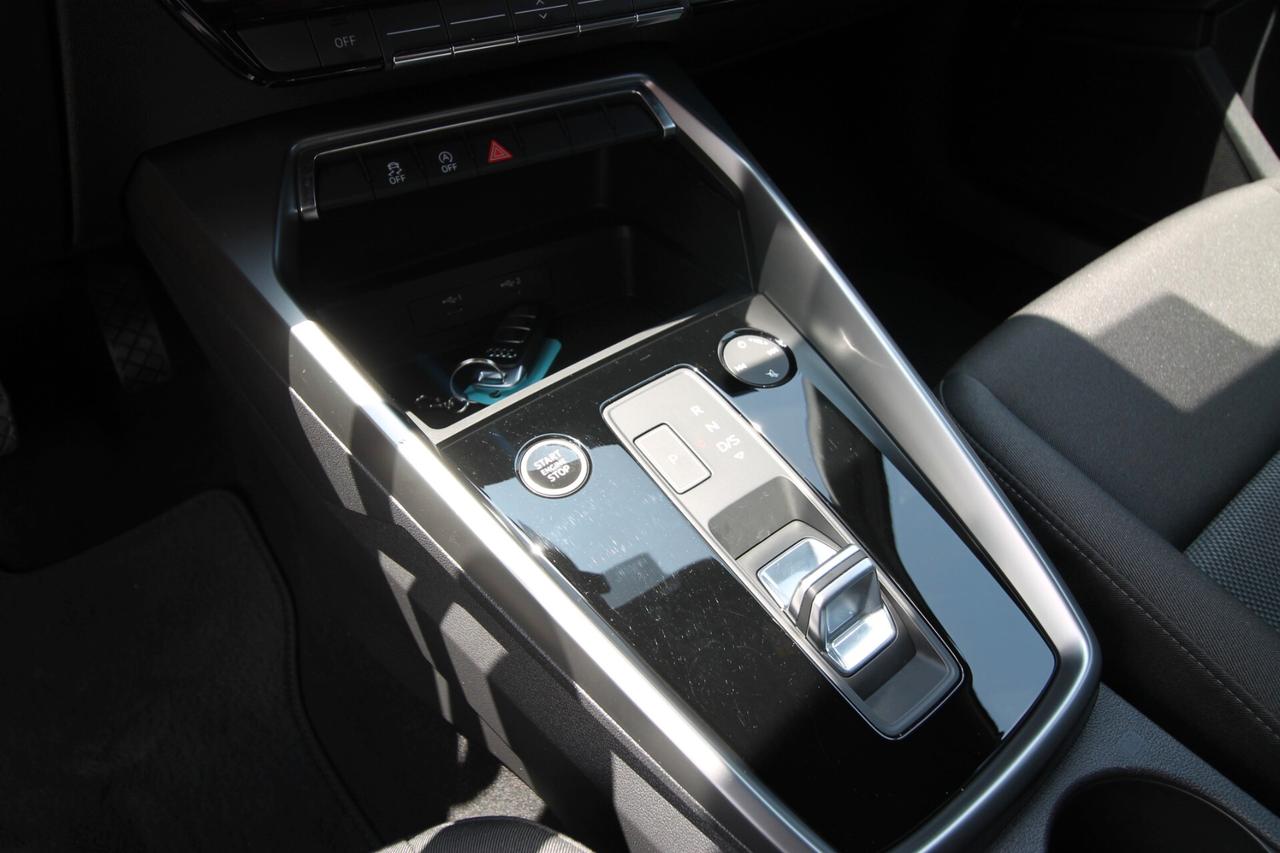 Audi A3 SPB 35 TDI auto Business Adv|43.000km|2022