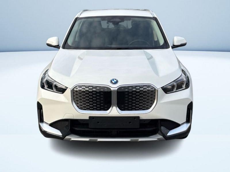 BMW iX1 eDrive20 Special Edition