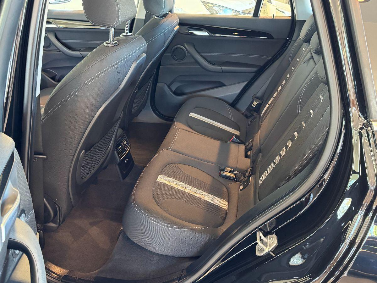 BMW X1 sDrive18d xLine Automatico