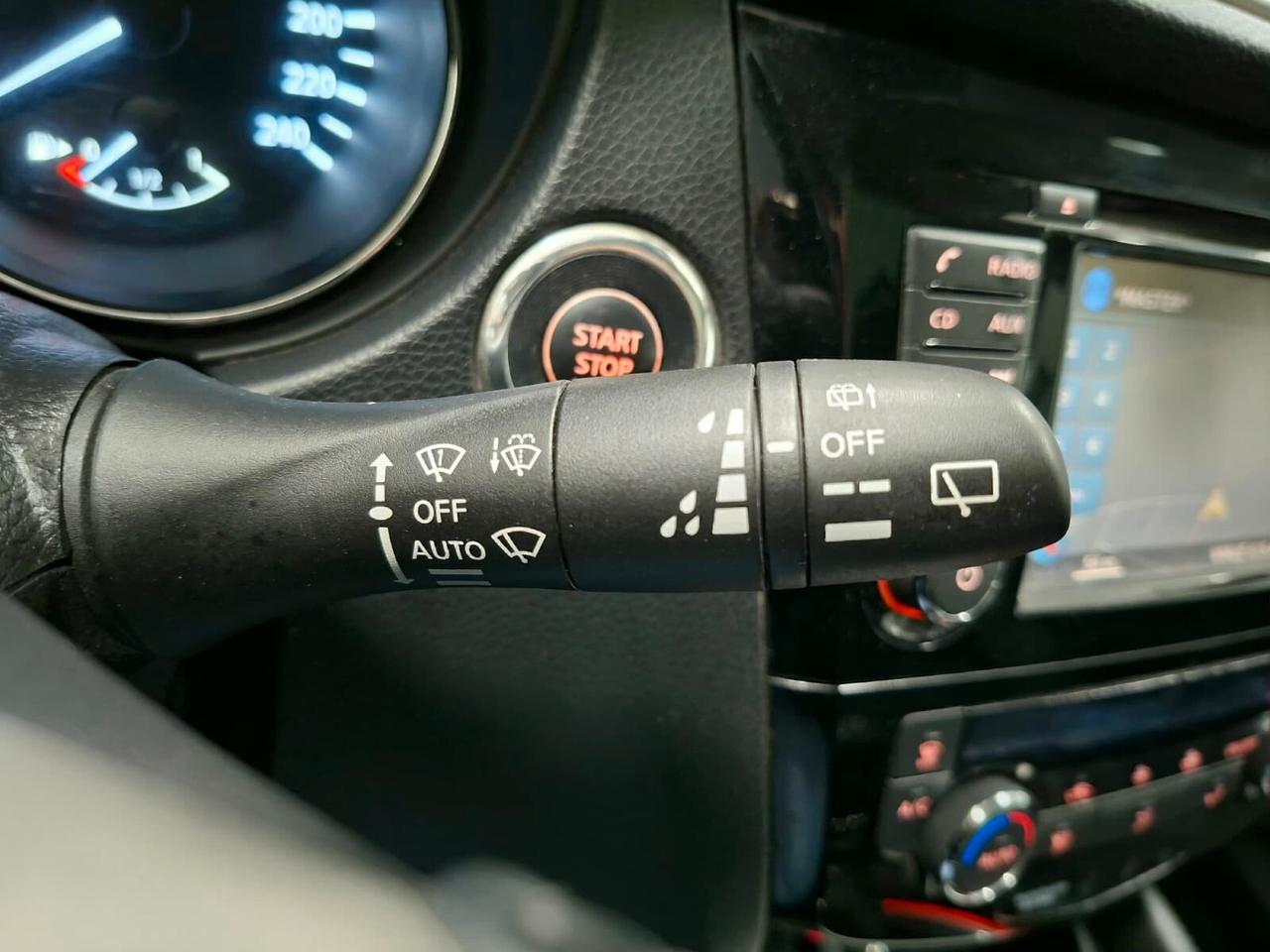 Nissan Qashqai 1.5 dCi 110cv Tekna 2015