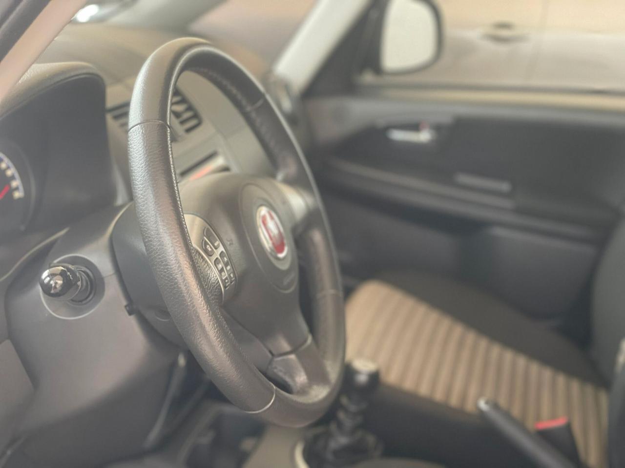Fiat Sedici 2.0 MJT 16V DPF 4x4 Experience