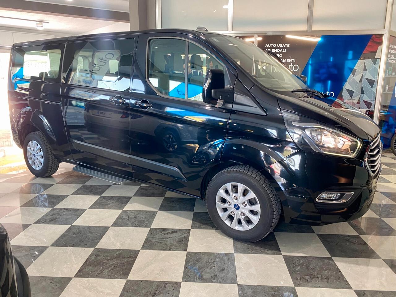 Ford Tourneo Custom 9p 320 2.0 tdci 105cv Trend-2023