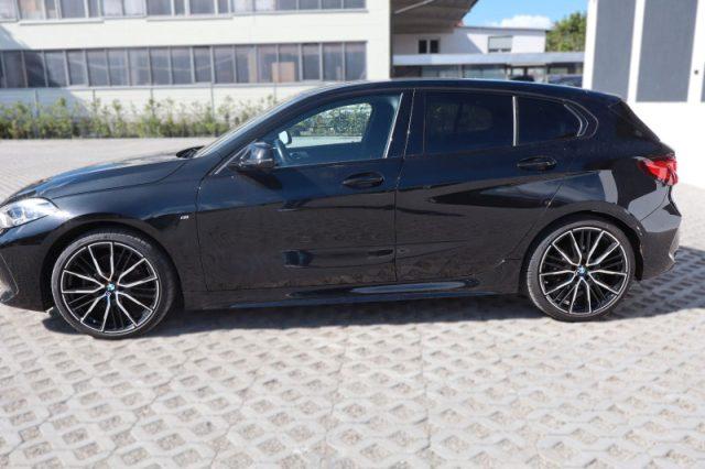 BMW 118 i 5p. Msport