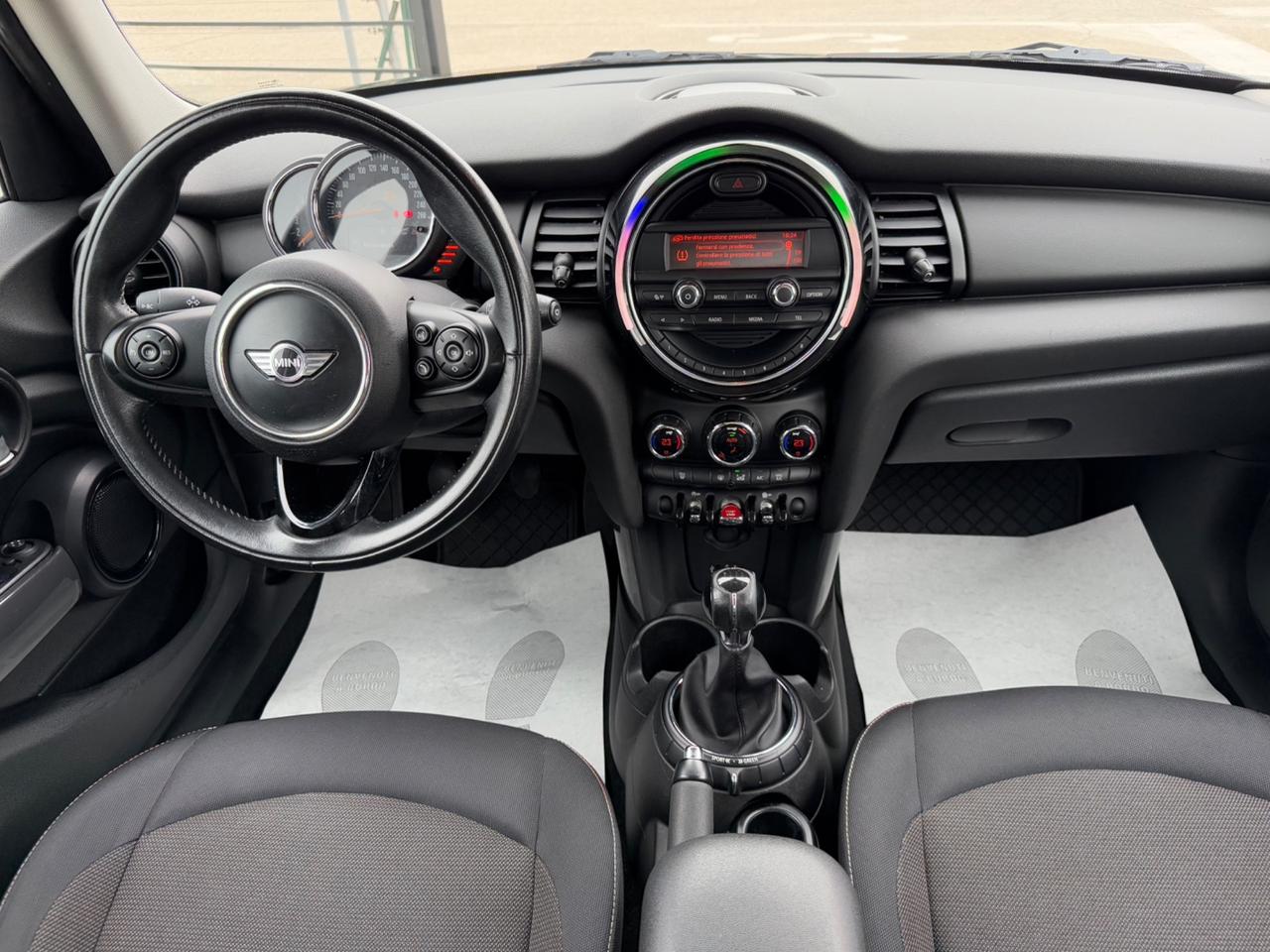 Mini 1.5 Cooper D 5 porte OK NEOPATENTATI EURO6