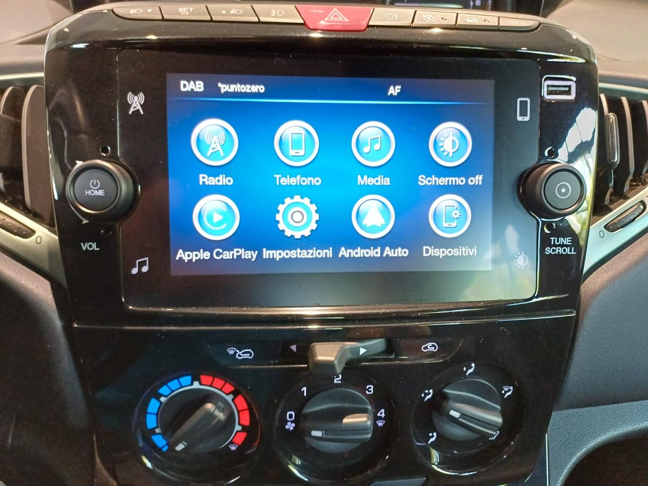 Lancia Ypsilon 1.0 FireFly 5 porte S&S Hybrid Gold