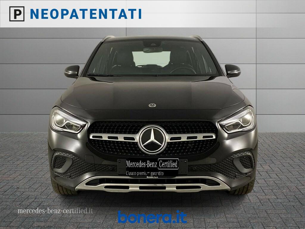 Mercedes GLA 180 180 Sport Plus 7G-DCT
