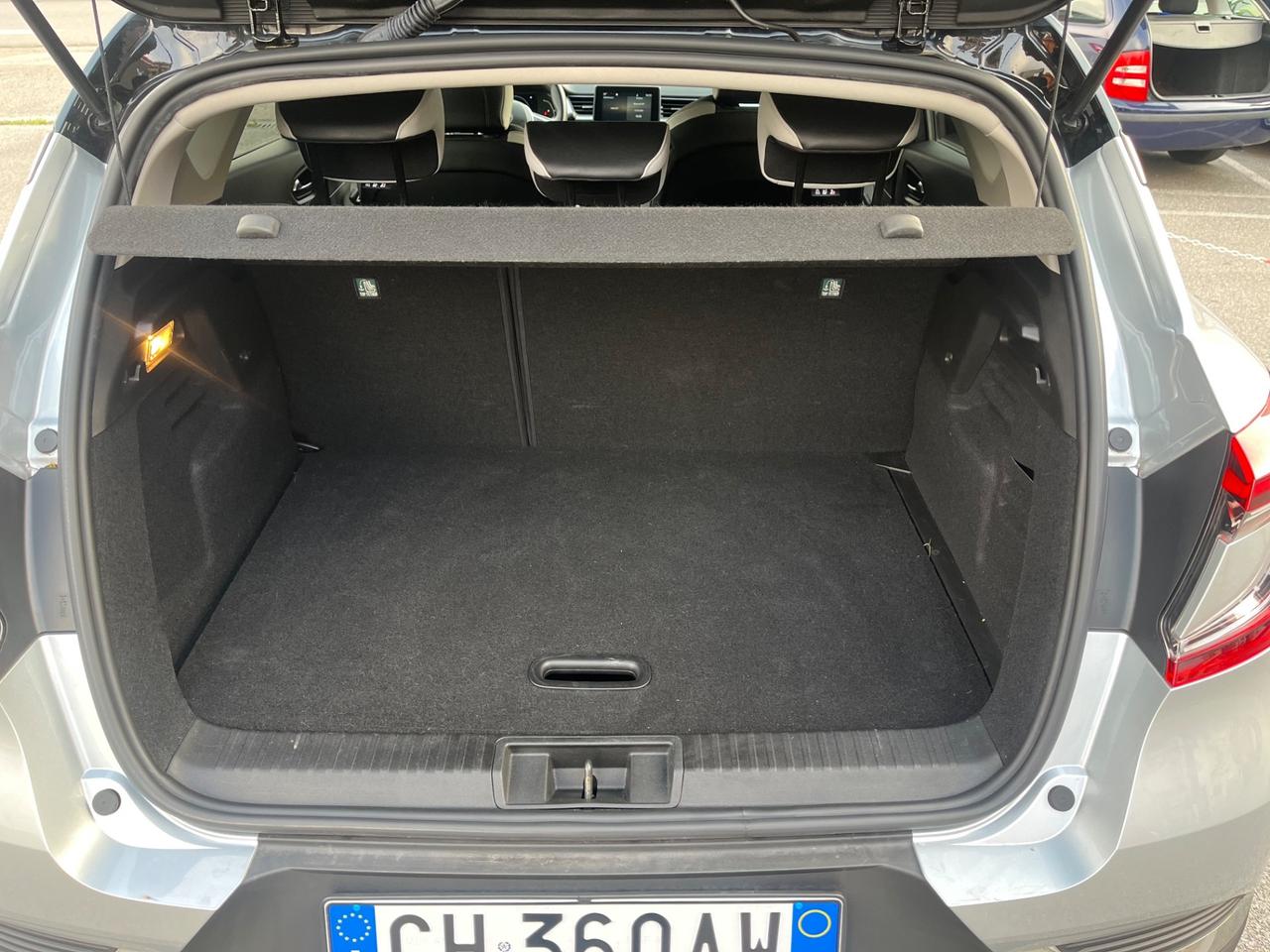 RENAULT CAPTUR - FULL HYBRID