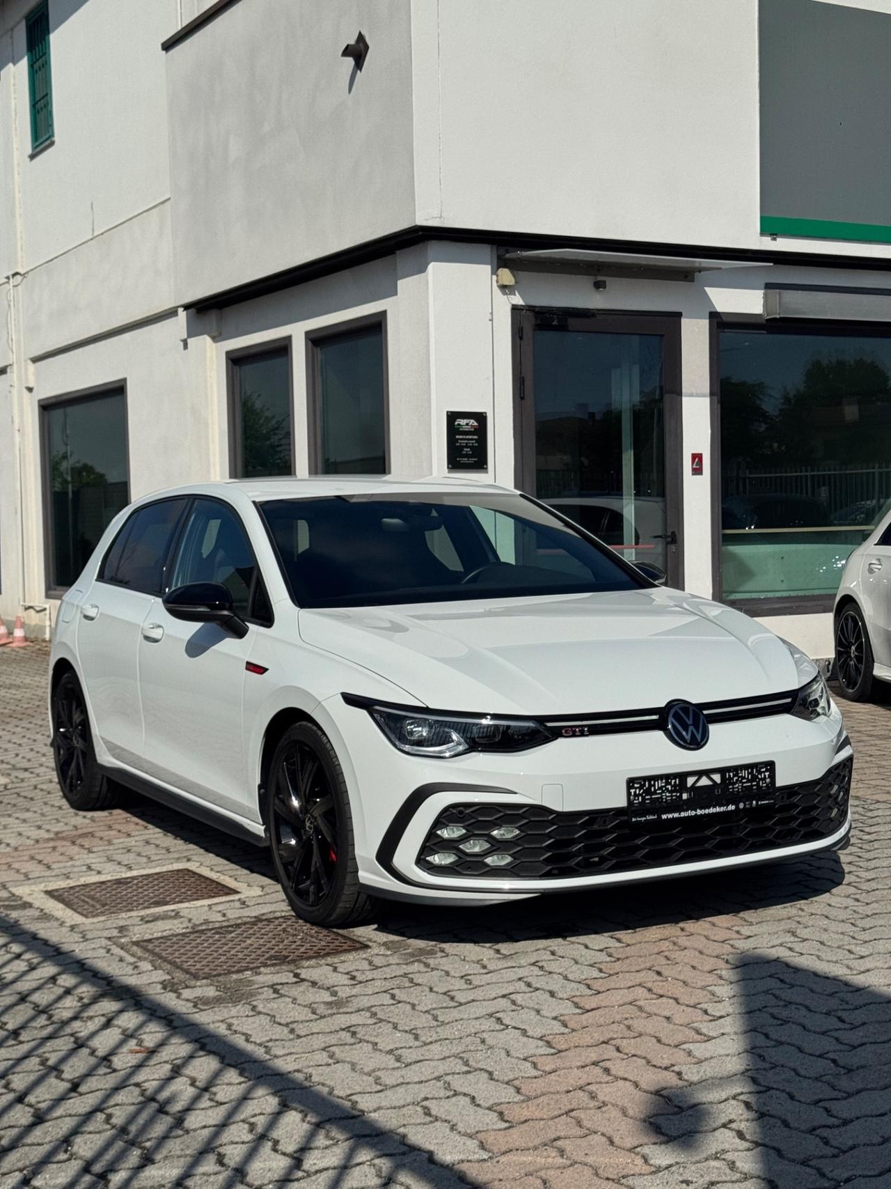 Volkswagen Golf GTI 2.0 TSI DSG