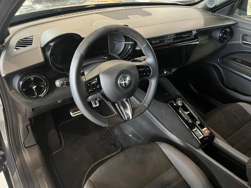 ALFA ROMEO Junior 1.2 145 CV Hybrid eDCT6 Q4 Intensa