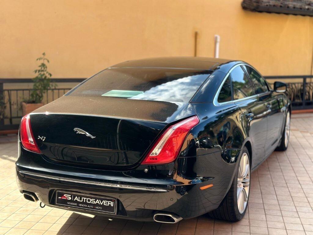 JAGUARXJ3.0DV6PremiumLuxury