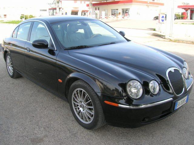 JAGUAR S-Type (X206) 2.7 diesel V6 cat Exec.