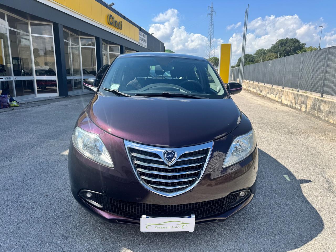 Lancia Ypsilon 1.2 69 CV 5 porte S&S Gold