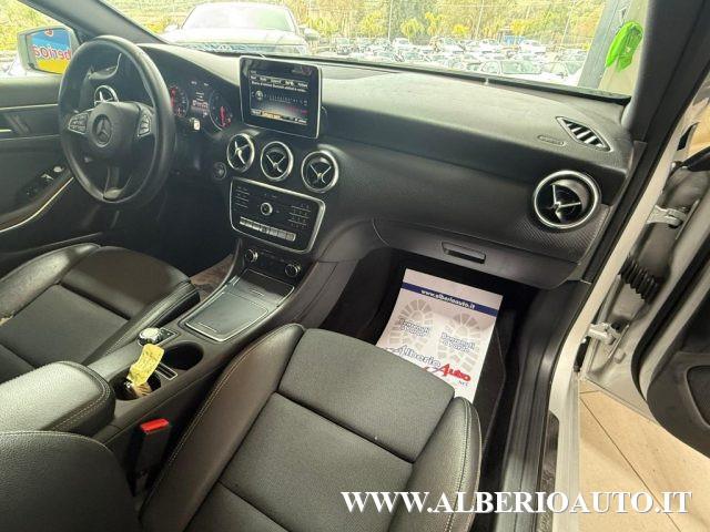 MERCEDES-BENZ A 160 d Automatic Business