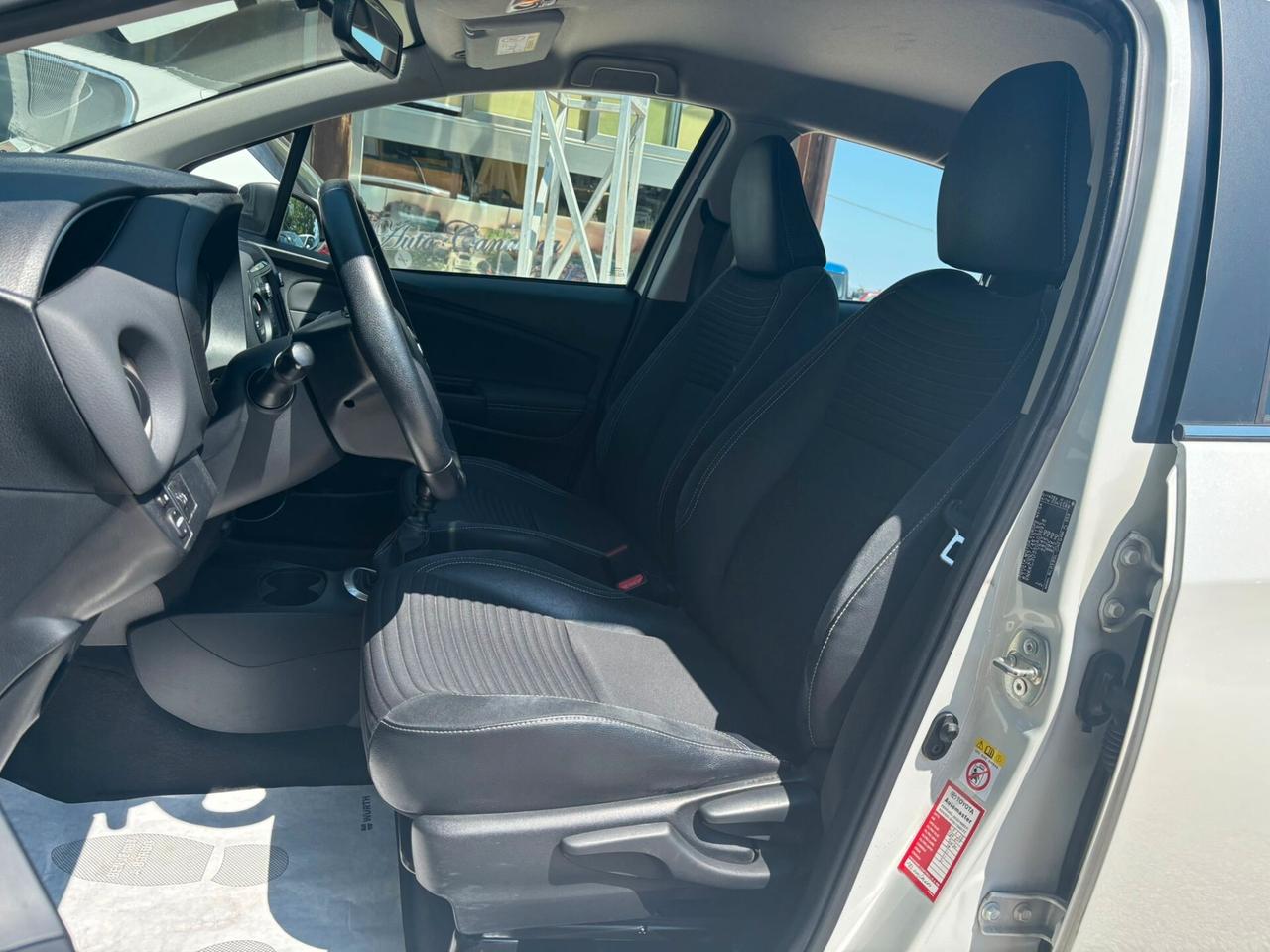 TOYOTA YARIS 1.4 D-4D - 2015