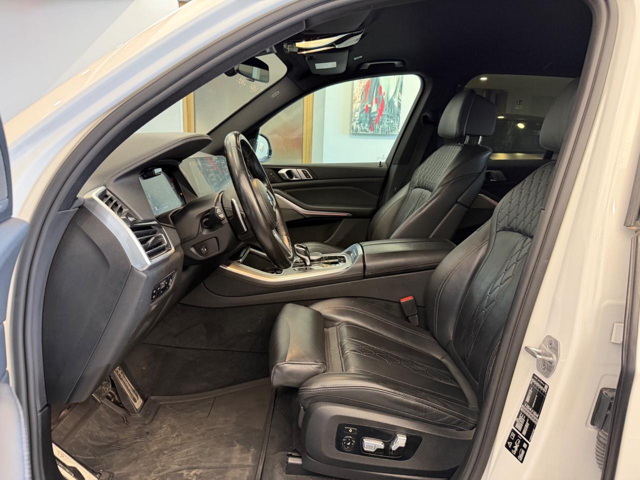 GE757NC BMW X5 (G05-F95) (2018) X5 XDRIVE40D 48V MSPORT (250 KW) Valore di listino: € 87900