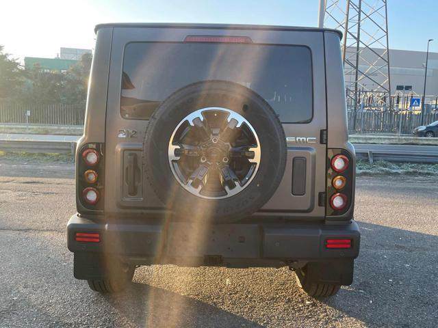 EMC 212 2.0 TGDI 8AT 4WD Officer