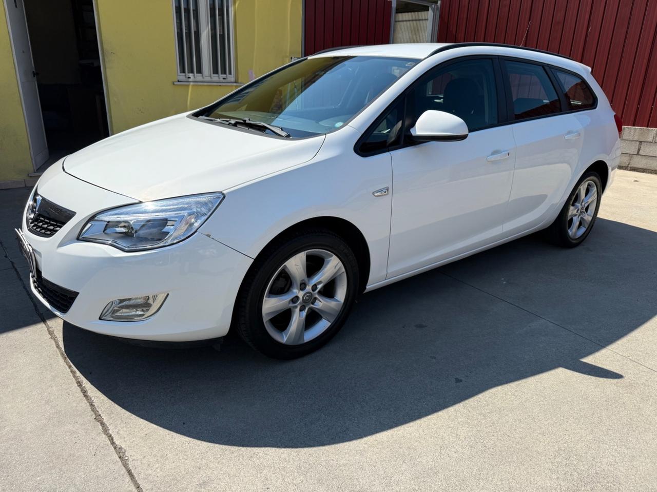 Opel Astra 1.7 CDTI 110CV SW 3p. Van