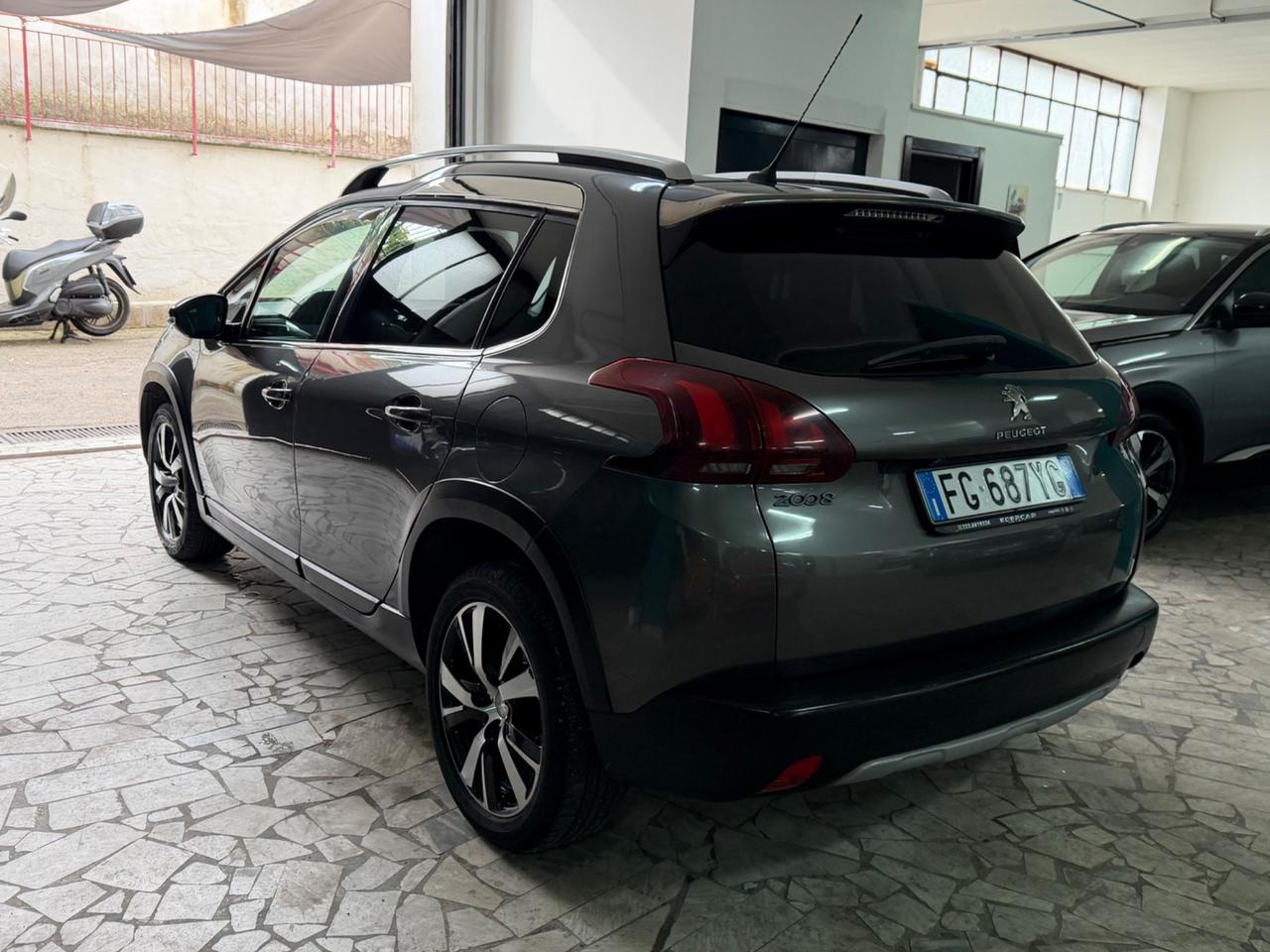 Peugeot 2008 ALLURE