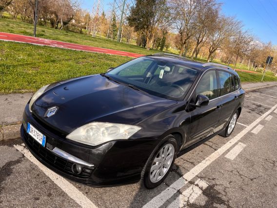 Renault Laguna 2.0 dCi 150CV SporTour Initiale