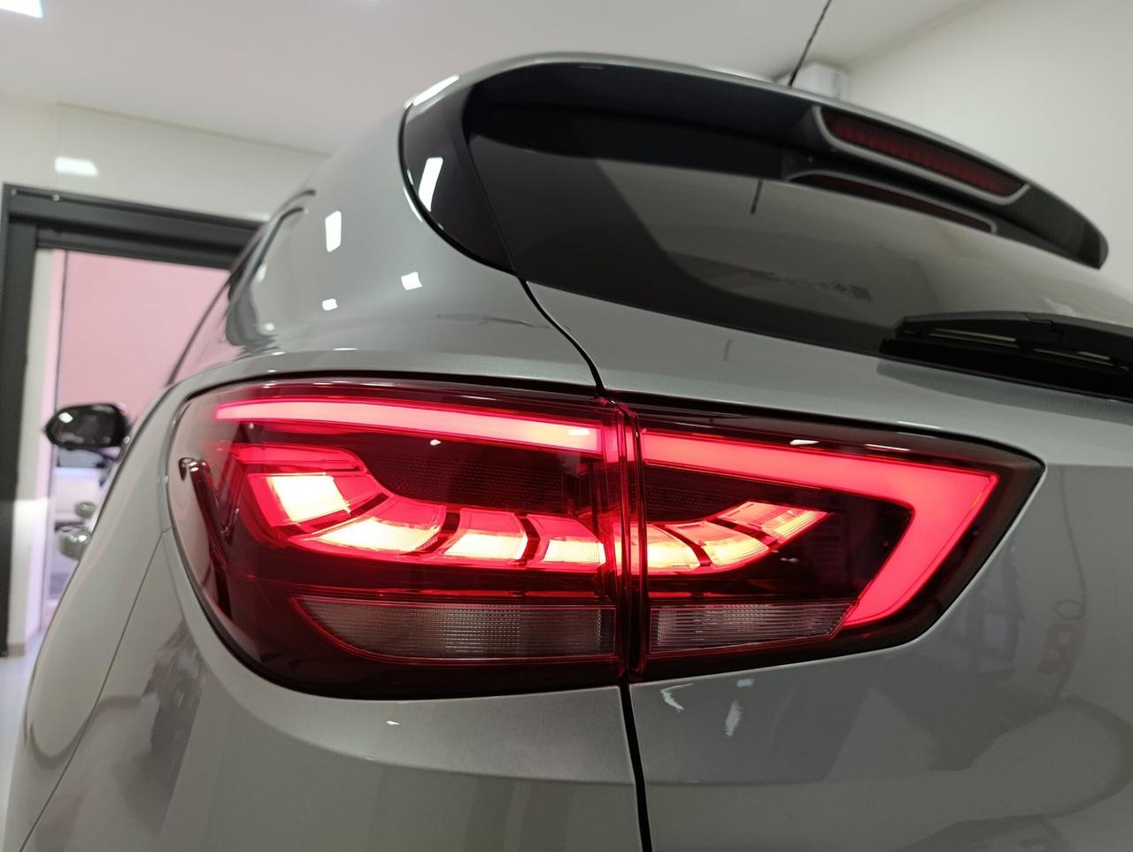 Mg ZS 1.0 GPL LUXURY