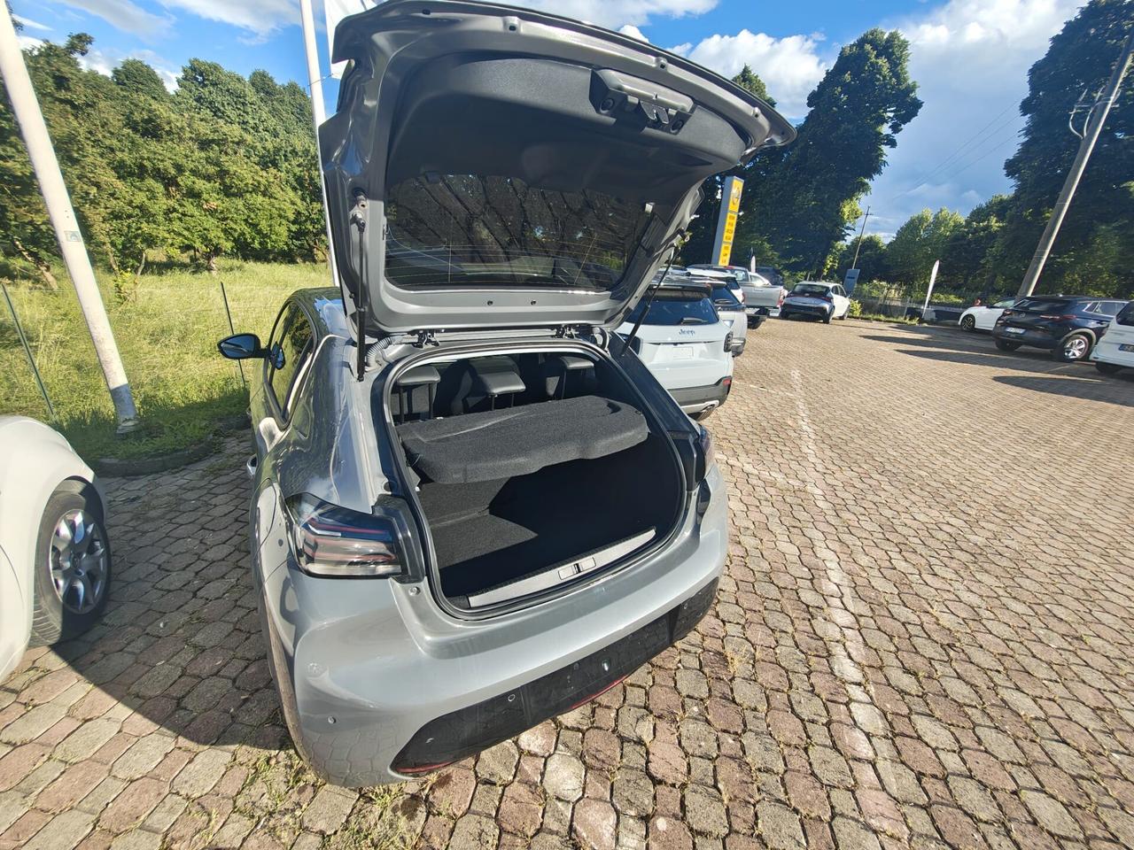 Peugeot 208 PureTech 100 Stop&Start 5 porte Allure