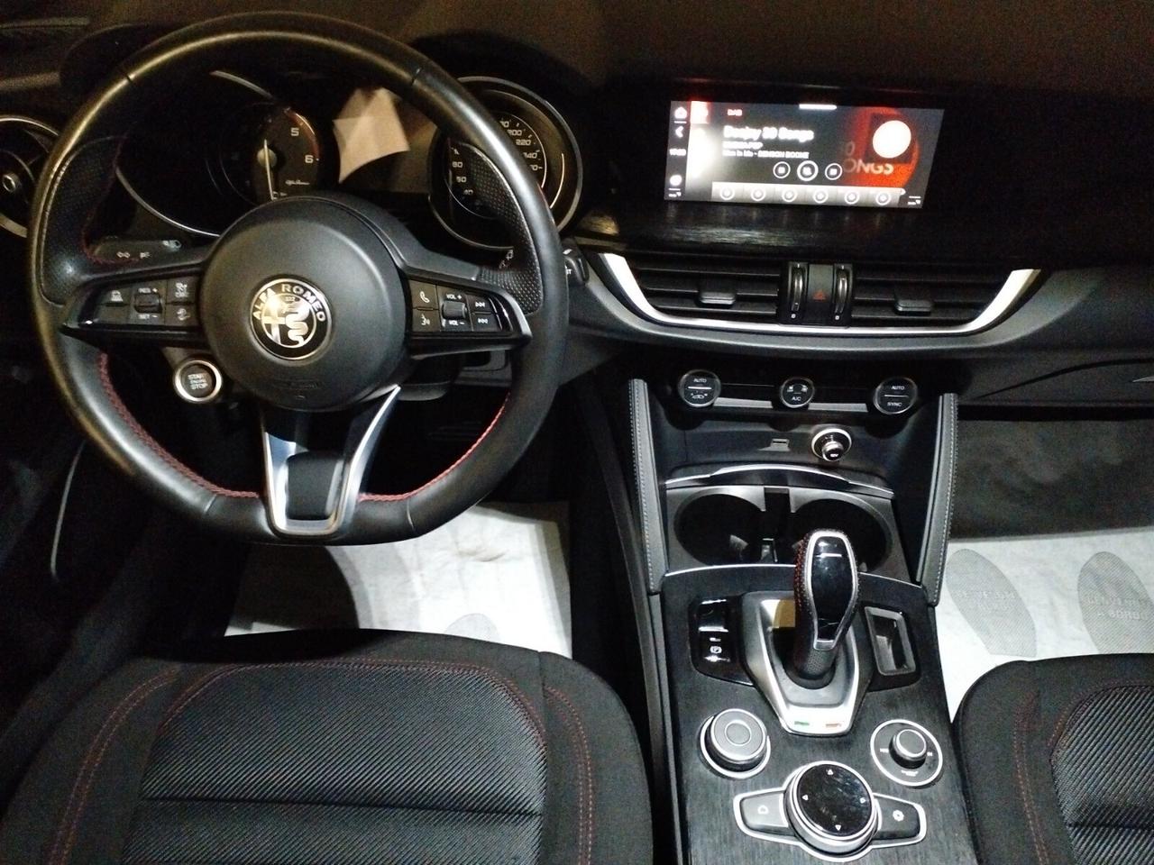 Alfa Romeo Stelvio 2.2 Turbodiesel 190 CV AT8 Q4 Business