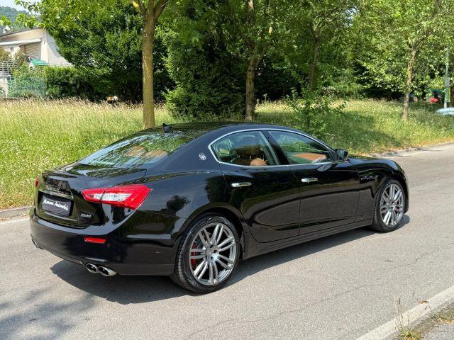 MASERATI Ghibli V6
