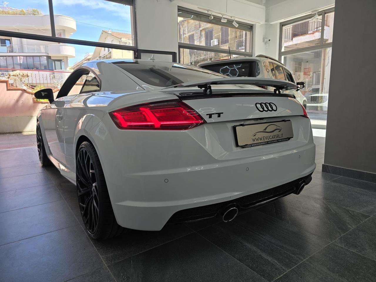 Audi TT Coupé 2.0 TDI ultra S line