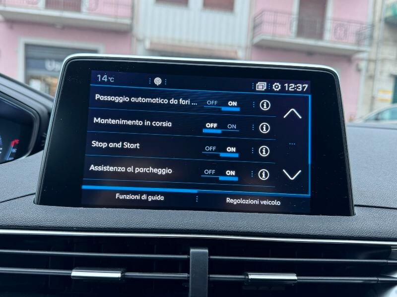 Peugeot 3008 BlueHDi 130 S&S Allure