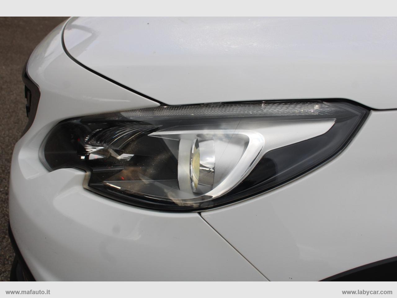 PEUGEOT 2008 BlueHDi 100 Allure