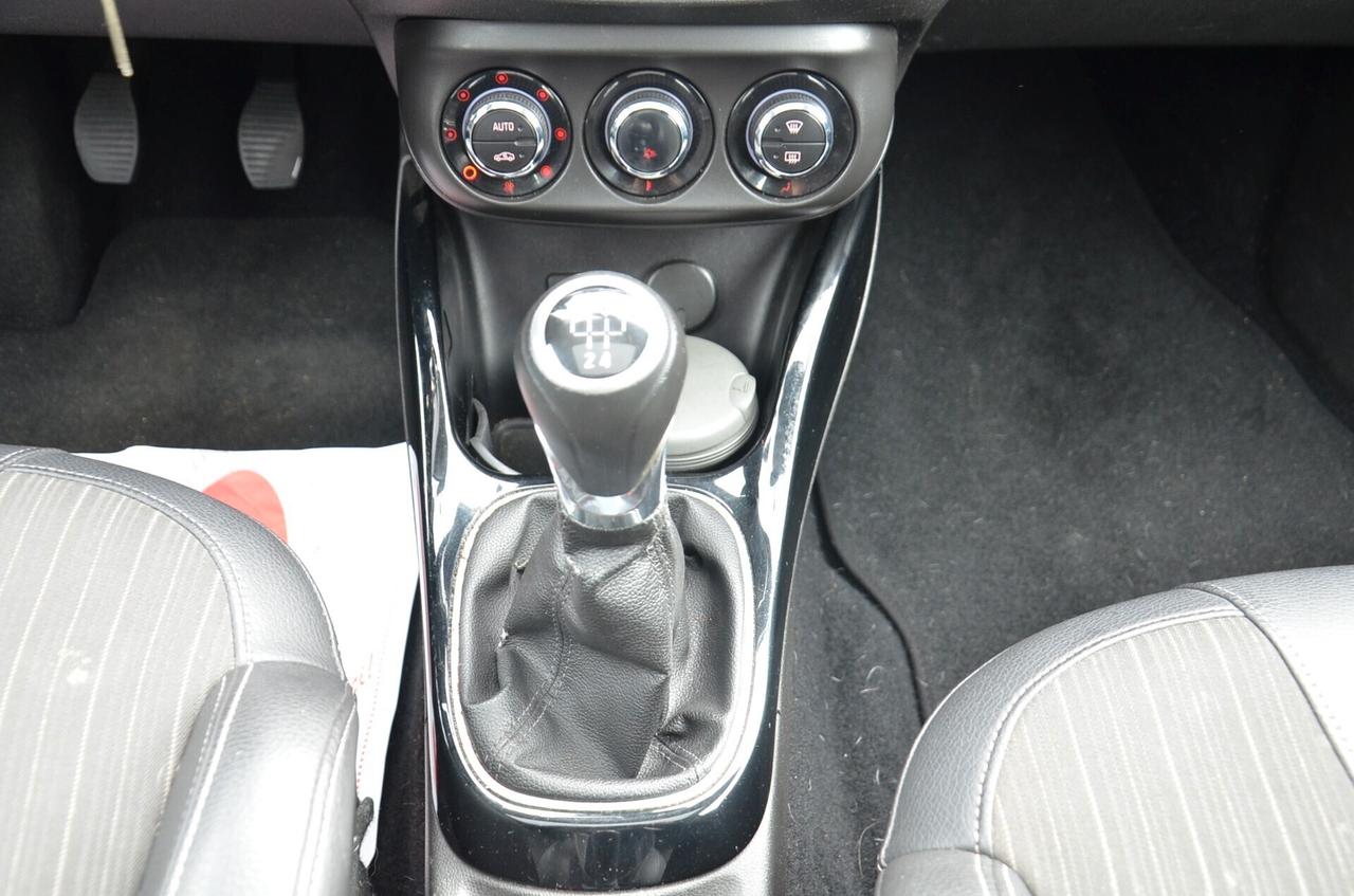 Opel Adam 1.2 70 CV Jam