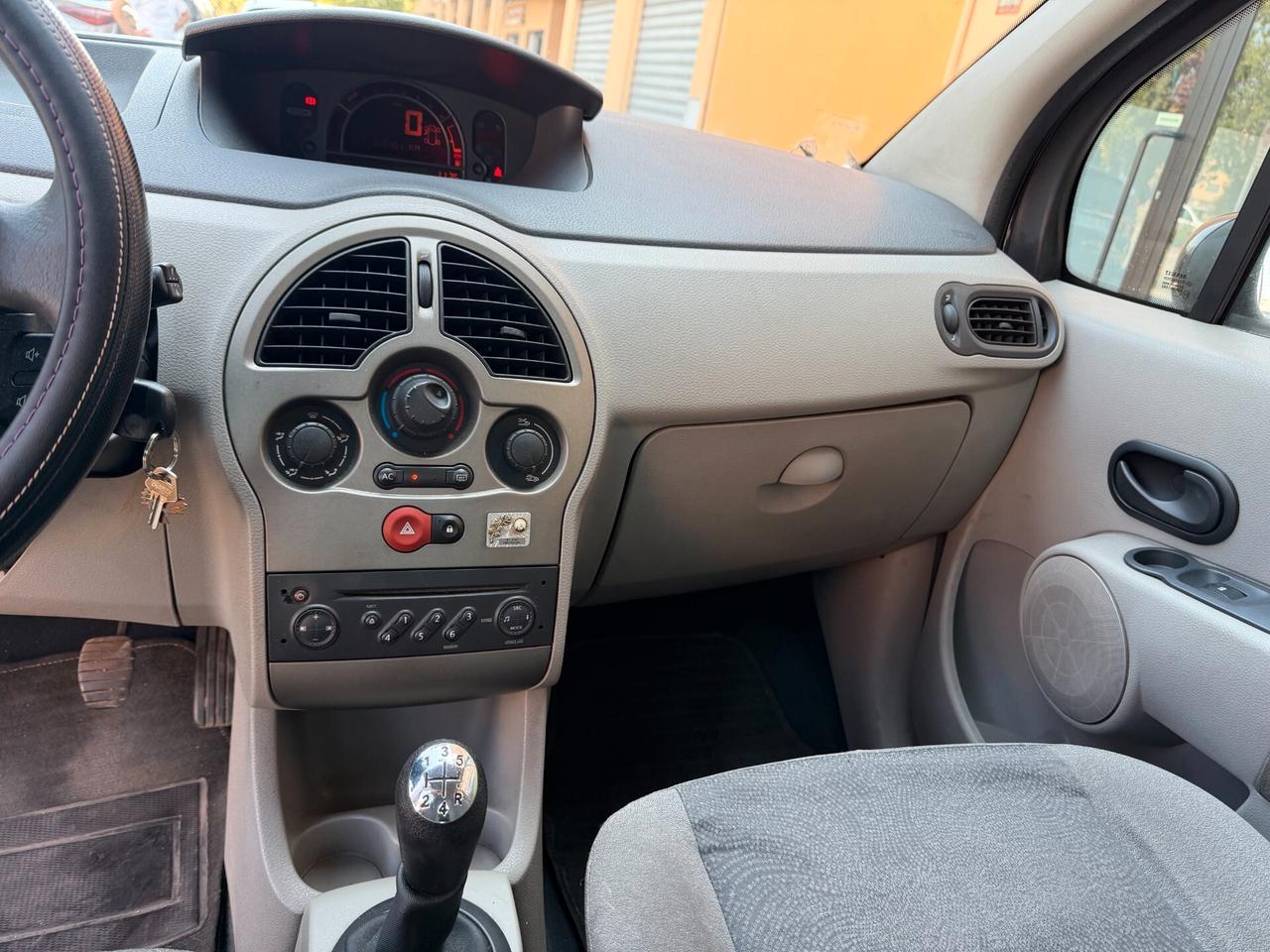 Renault Modus 1.2 16V Luxe Privilège
