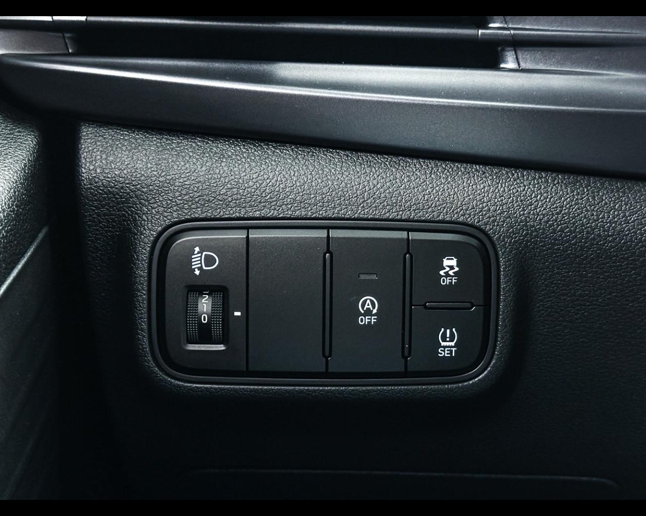 HYUNDAI i20 3ª serie - i20 1.0 T-GDI 48V iMT Connectline