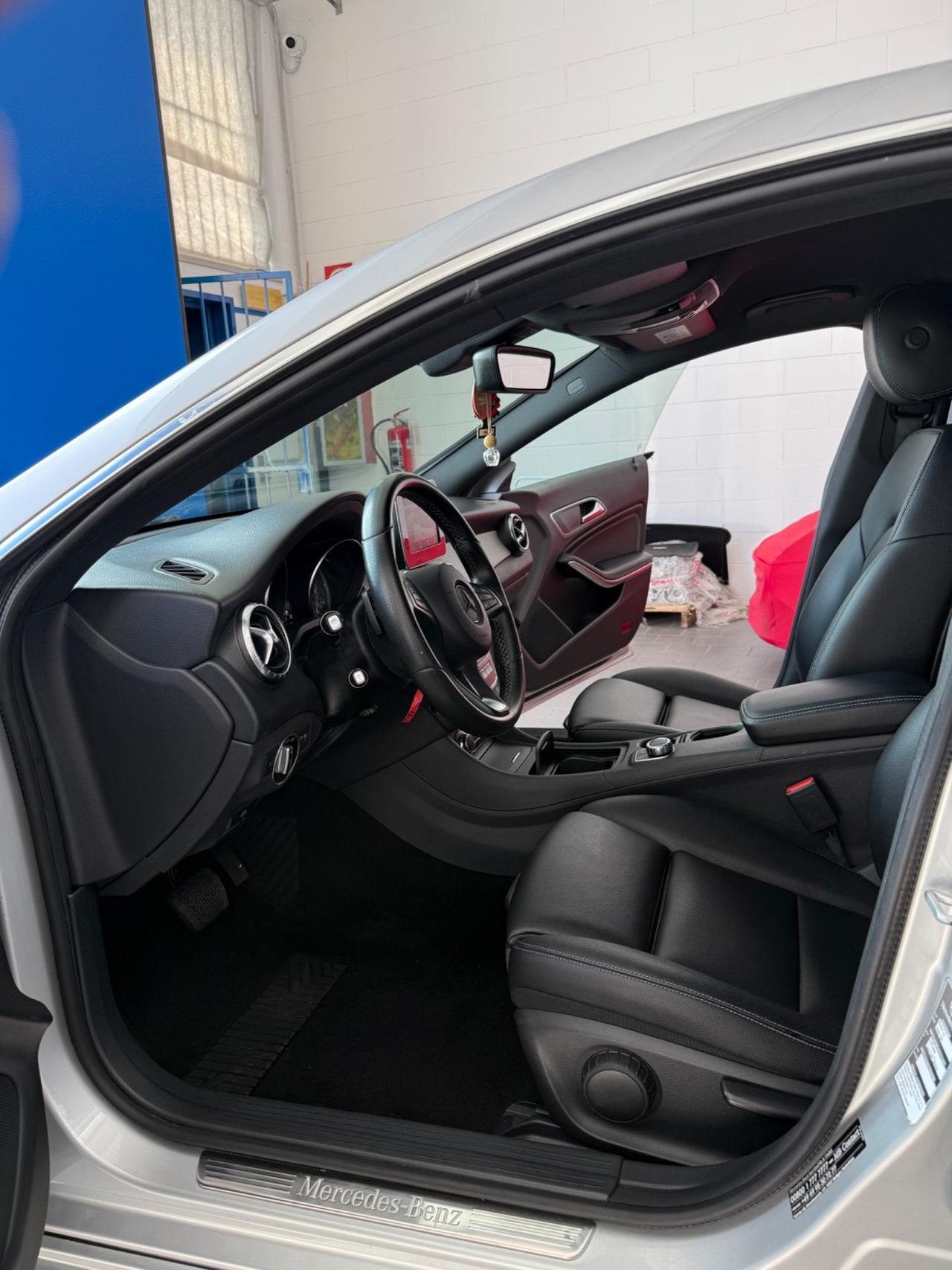 Mercedes-benz CLA 180 Sport 122cv