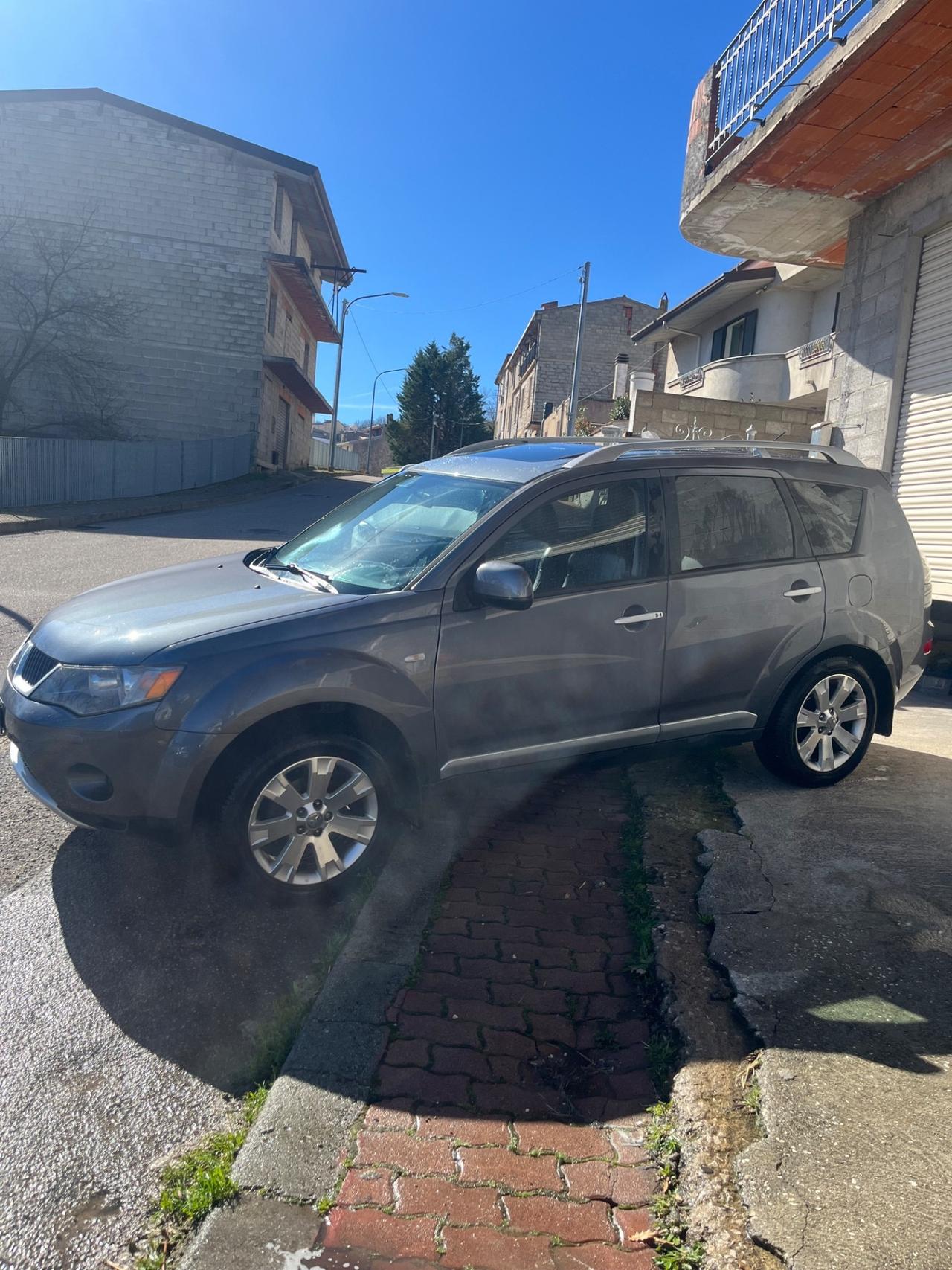 Mitsubishi Outlander 2.0 DI-D Intense DPF