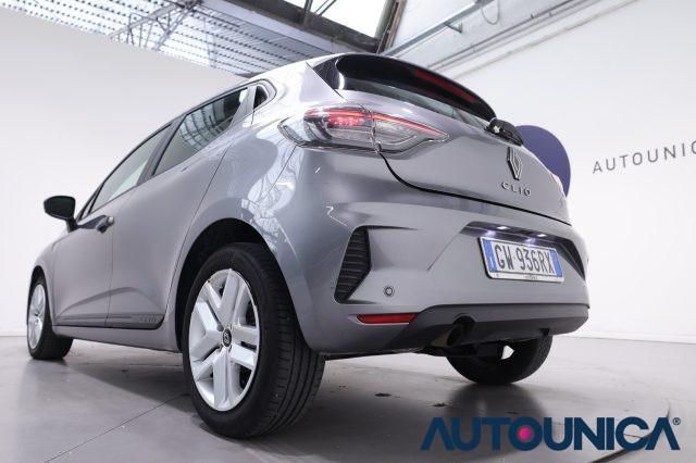RENAULT Clio SCE 65 CV 5 PORTE EVOLUTION FARI LED NEOPATENTATI