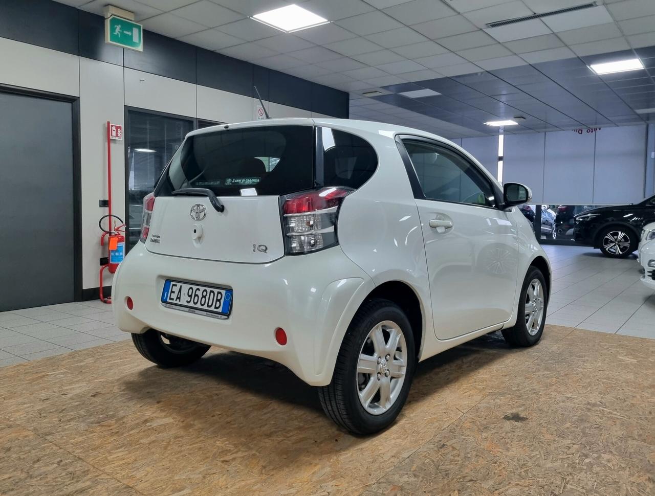 TOYOTA iQ 1.0 VVT 68CV MULTIDRIVE AUTOMATIC