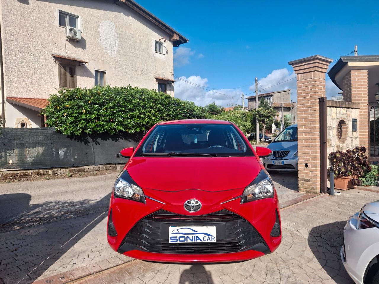 Toyota Yaris 1.0 5 porte Business neopatentati