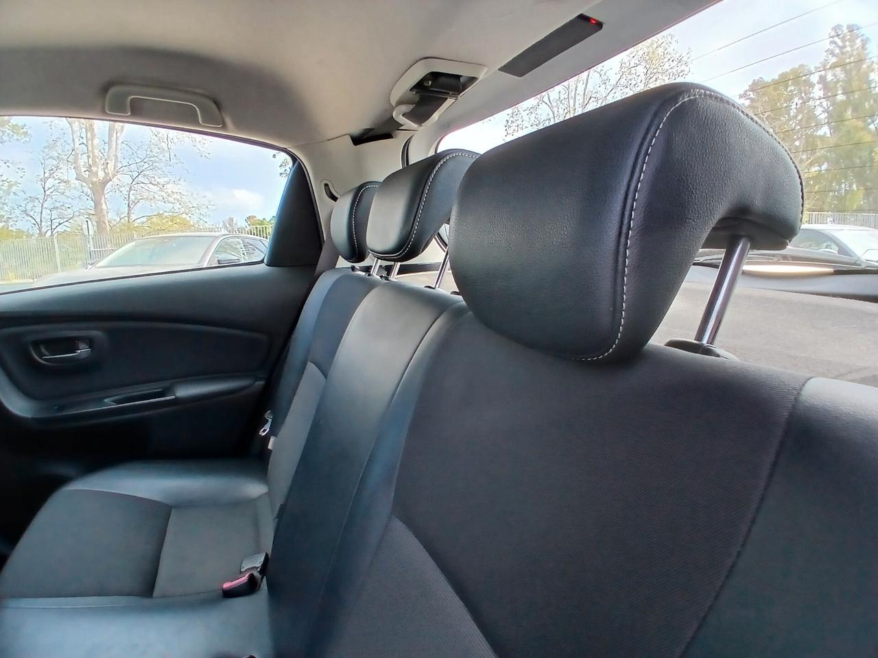 Toyota Yaris 1.4 D-4D 5 porte Lounge