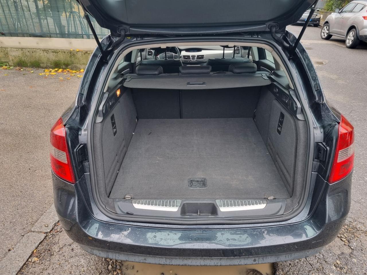 Renault Laguna 2.0 dCi 150CV SporTour Techno Nav