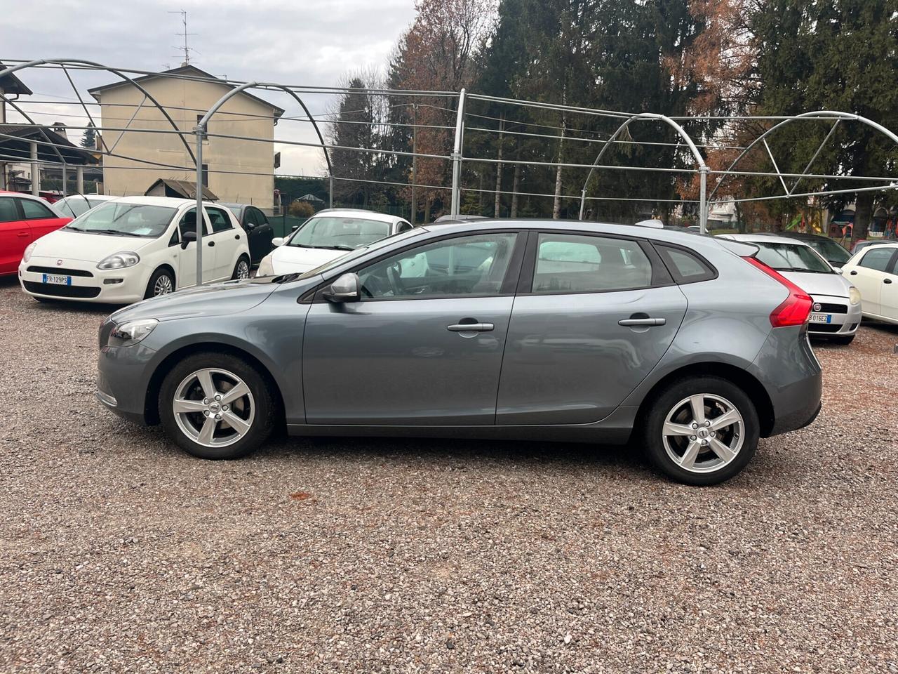 Volvo V40 D2 Business