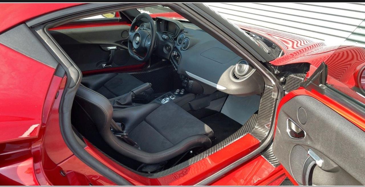 Alfa Romeo 4C 1750 TBi