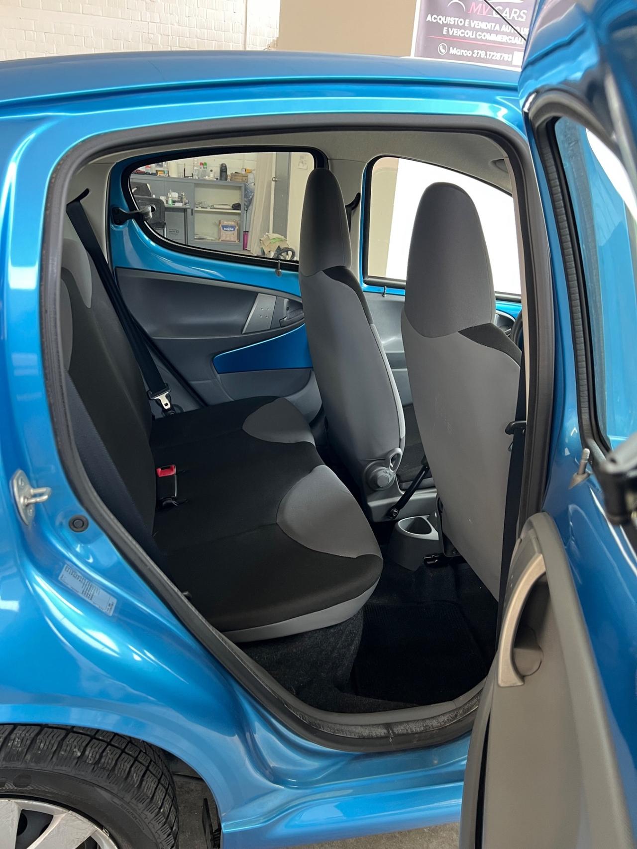 Peugeot 107 1.0 68CV 5p. Desir