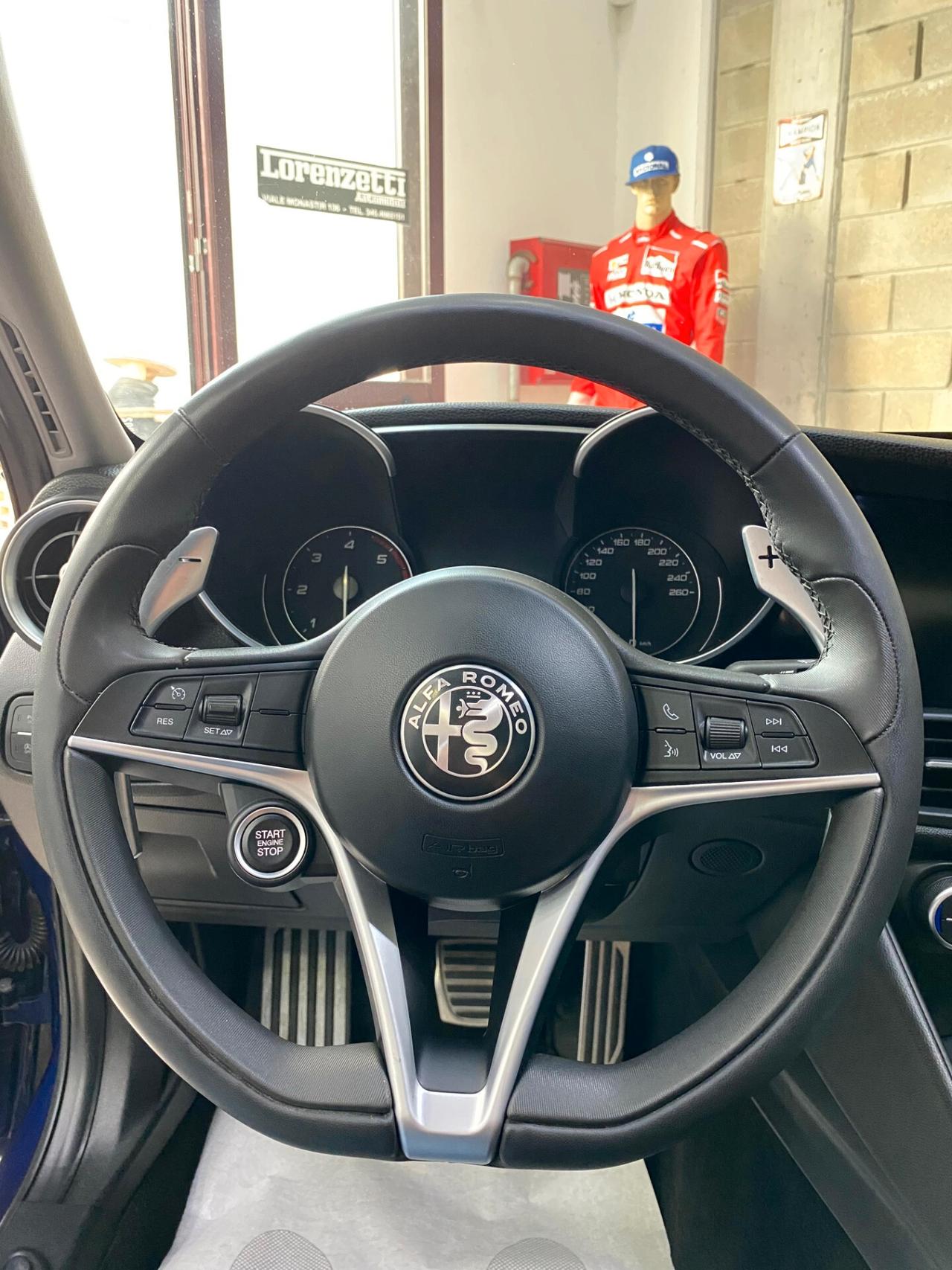Alfa Romeo Giulia 2.2 Turbodiesel 210 CV AT8 AWD Q4 Veloce Ti