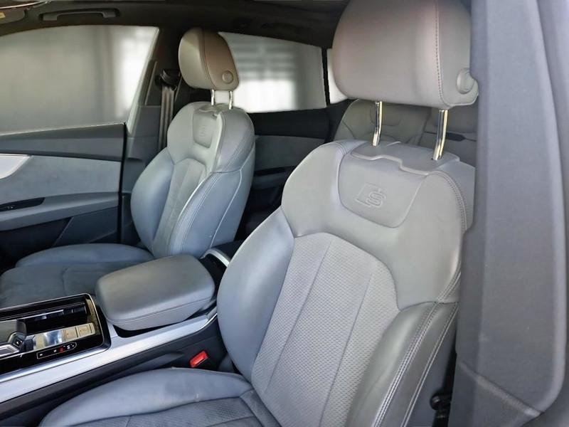 AUDI Q8 50 TDI MHEV 210kW quattro tipronic Sport