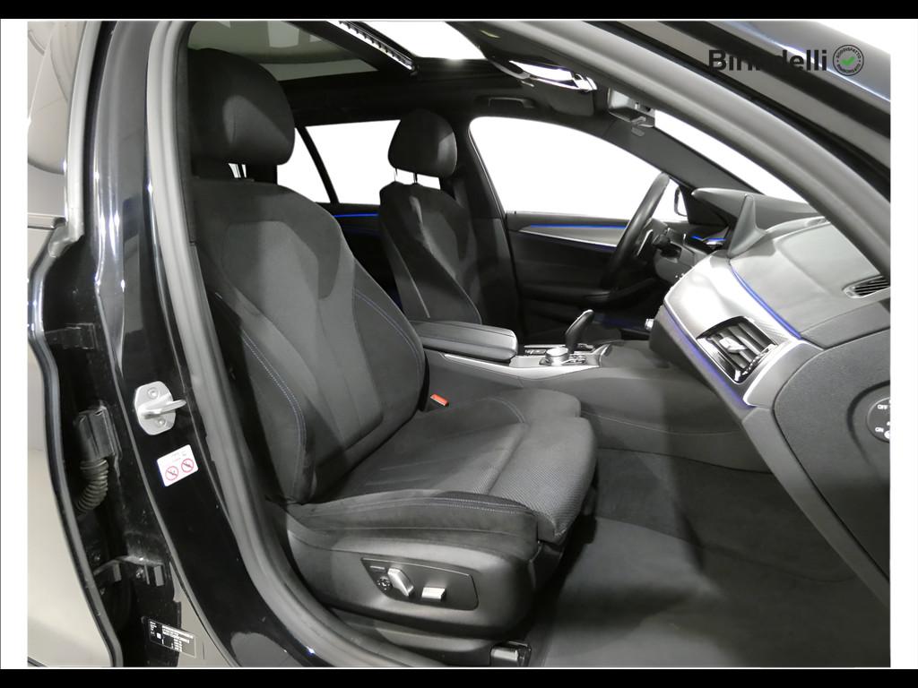 BMW Serie 5(G30/31/F90) - 520d 48V Touring Msport