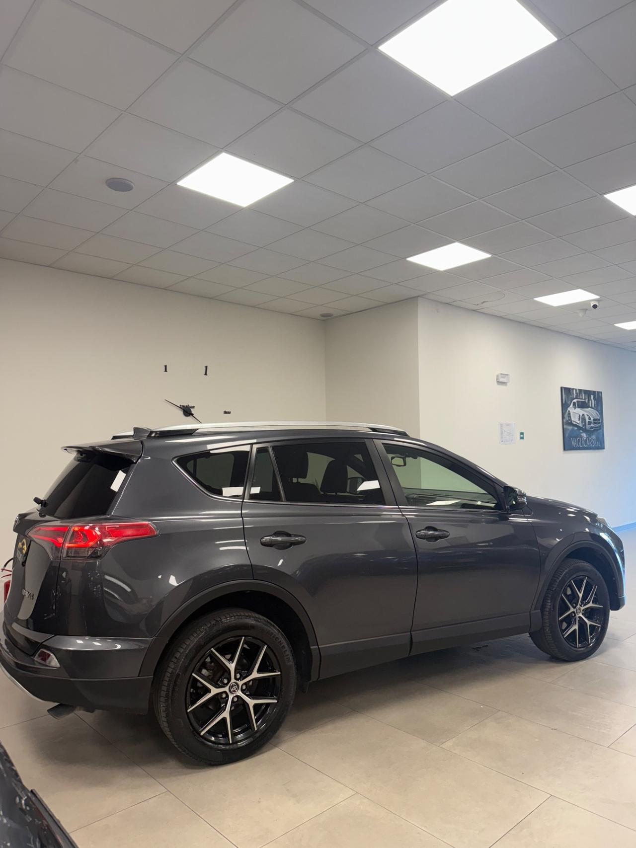 Toyota RAV 4 RAV4 2.0 D-4D 2WD Lounge